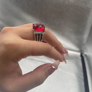 David Yurman Ring in Sterling Silver with Garnet and Pave Diamonds